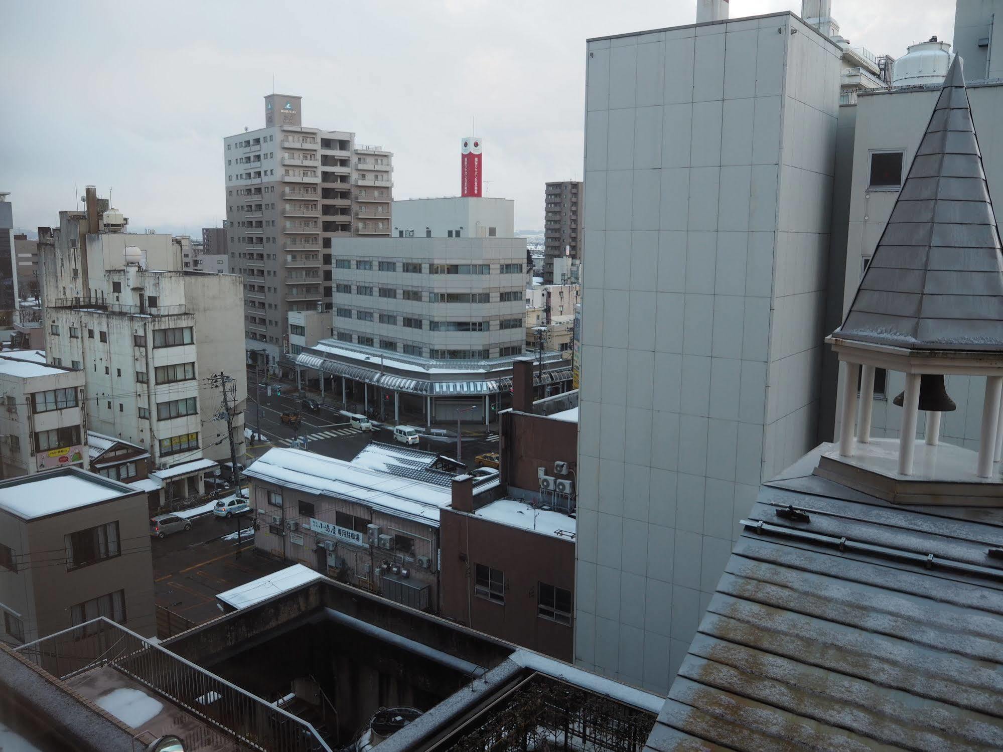 Nagaoka Grand Hotel Buitenkant foto