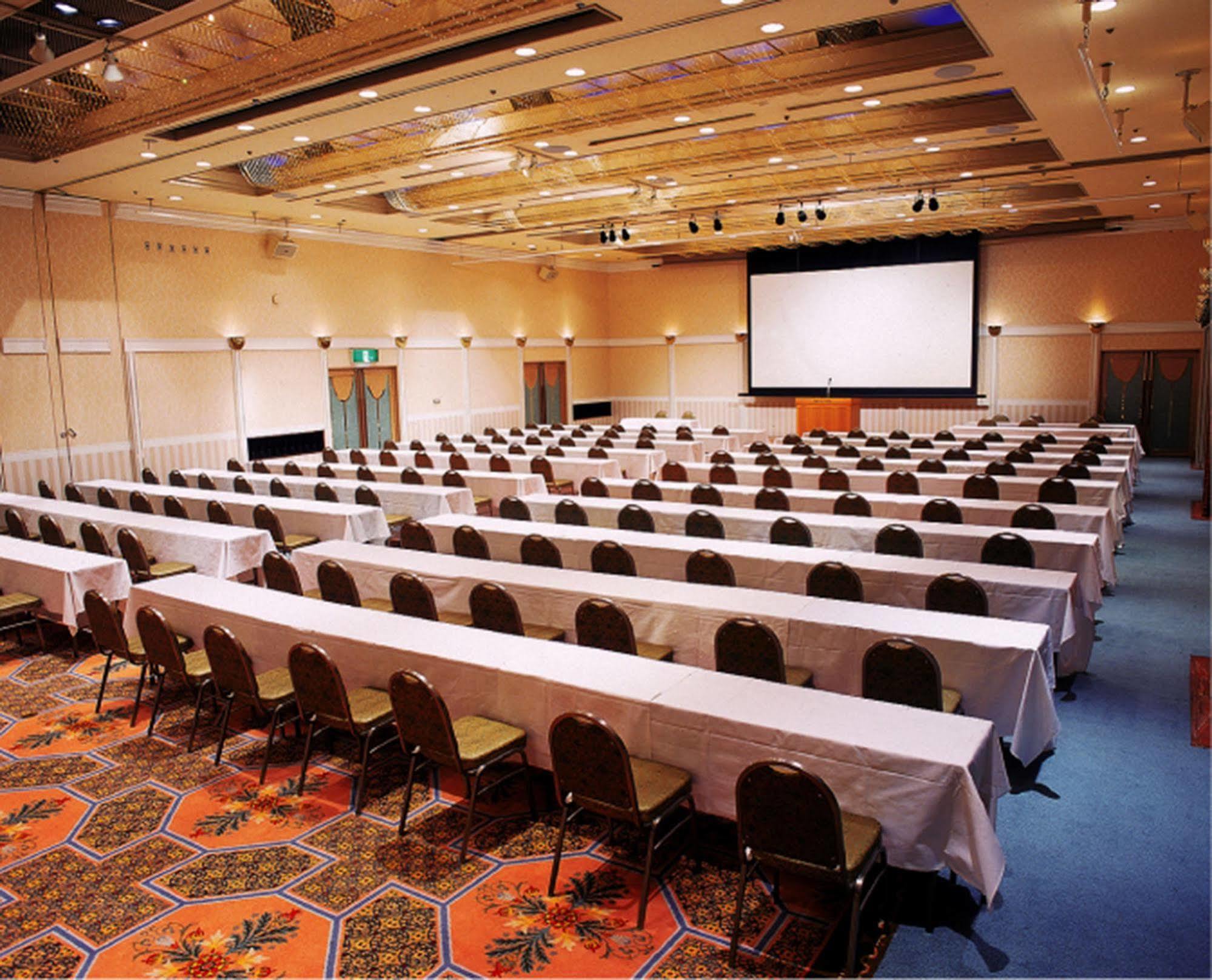 Nagaoka Grand Hotel Buitenkant foto