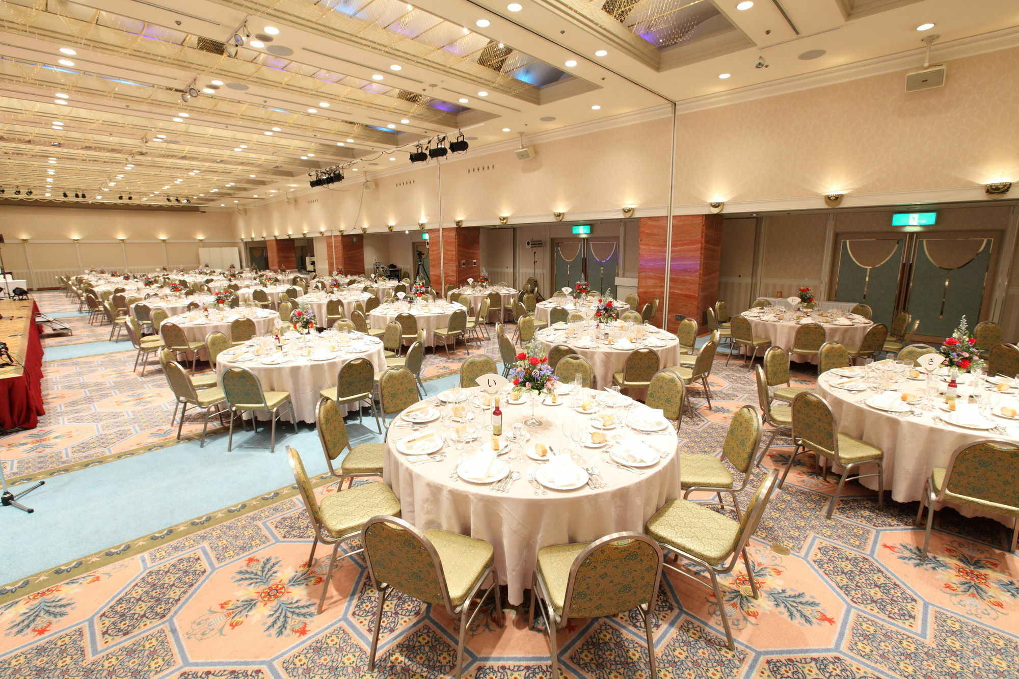 Nagaoka Grand Hotel Buitenkant foto